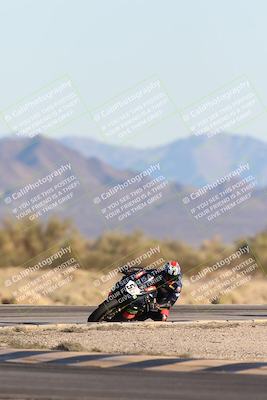 media/Dec-07-2025-CVMA (Sun) [[3e7d2de5dc]]/Race 16-Formula Middleweight/